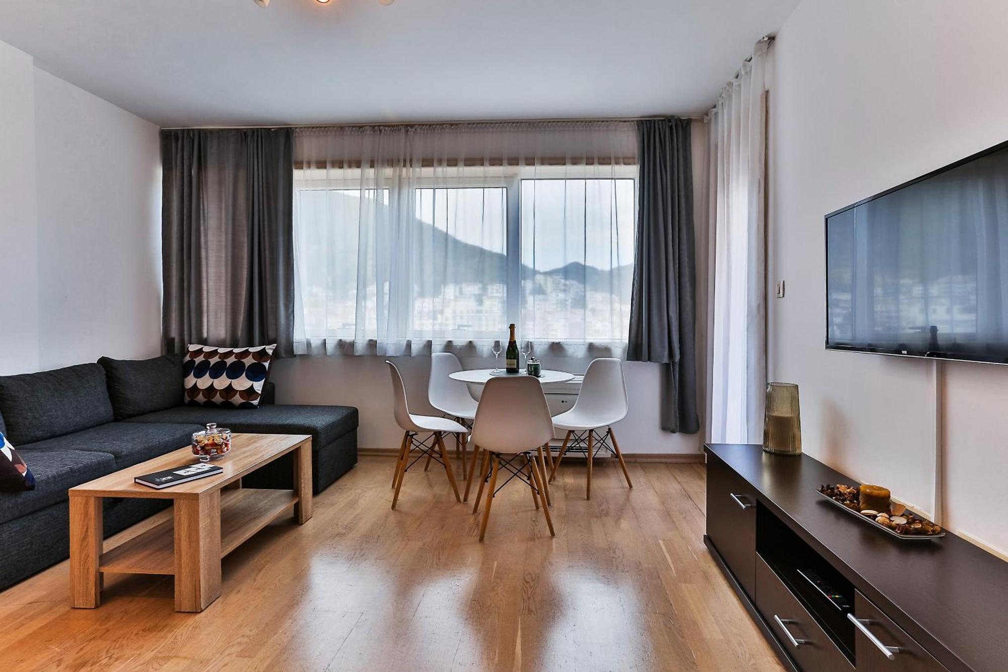 Luxury Fontana Apartments Будва Екстер'єр фото