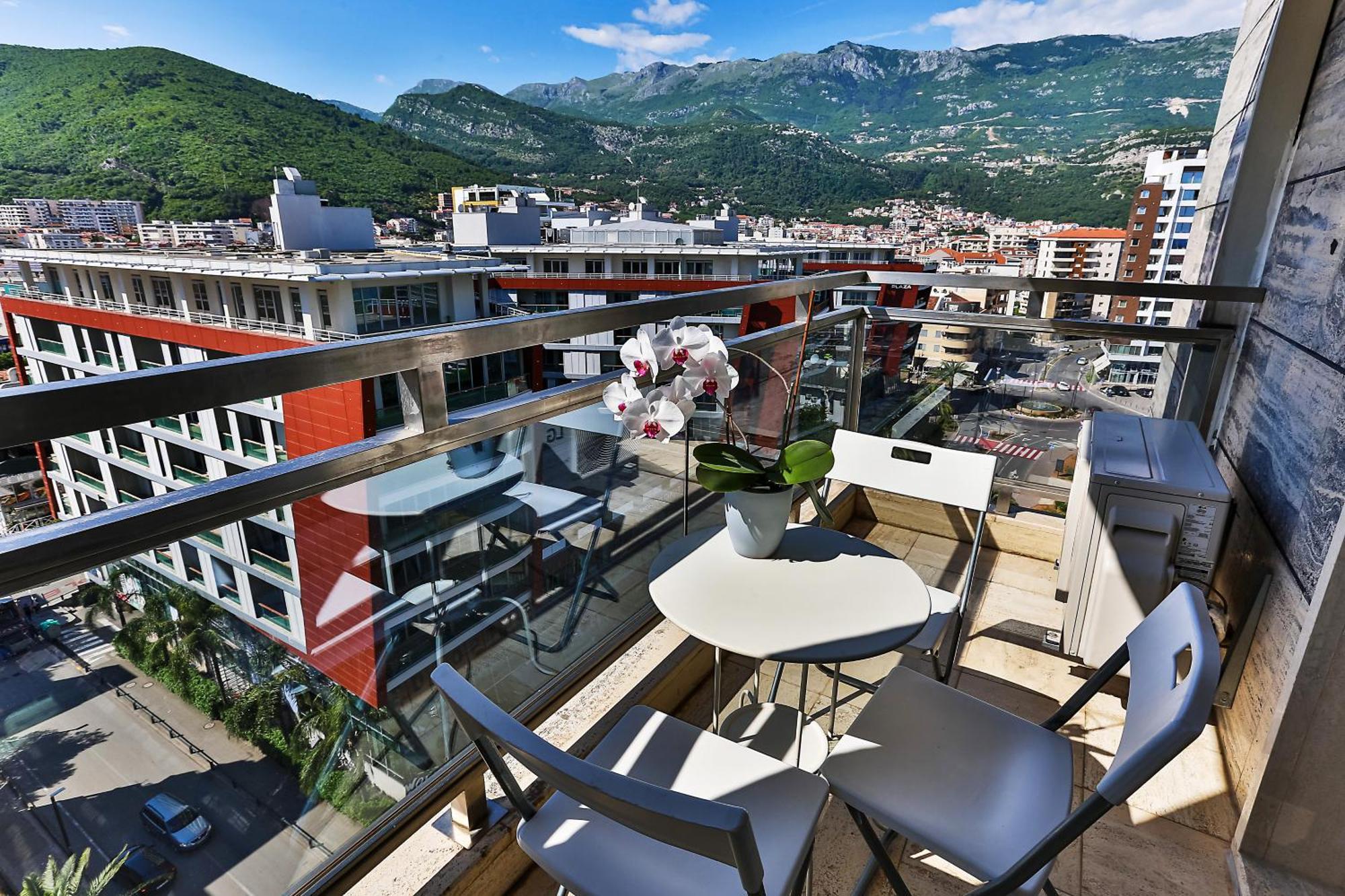 Luxury Fontana Apartments Будва Екстер'єр фото